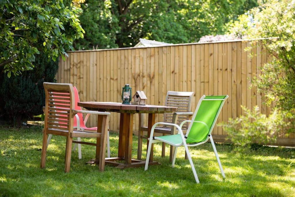 Walnut Flats-F5, Stylish 1-Bedroom - Parking, Netflix, Wifi - Close To Oxford, Bicester & Blenheim Palace Кидлингтон Экстерьер фото