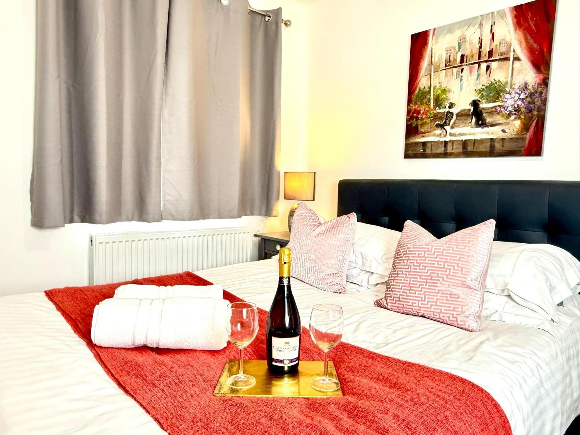 Walnut Flats-F5, Stylish 1-Bedroom - Parking, Netflix, Wifi - Close To Oxford, Bicester & Blenheim Palace Кидлингтон Экстерьер фото
