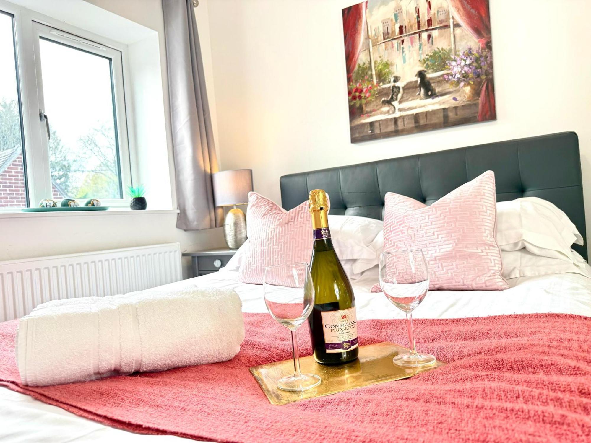 Walnut Flats-F5, Stylish 1-Bedroom - Parking, Netflix, Wifi - Close To Oxford, Bicester & Blenheim Palace Кидлингтон Экстерьер фото