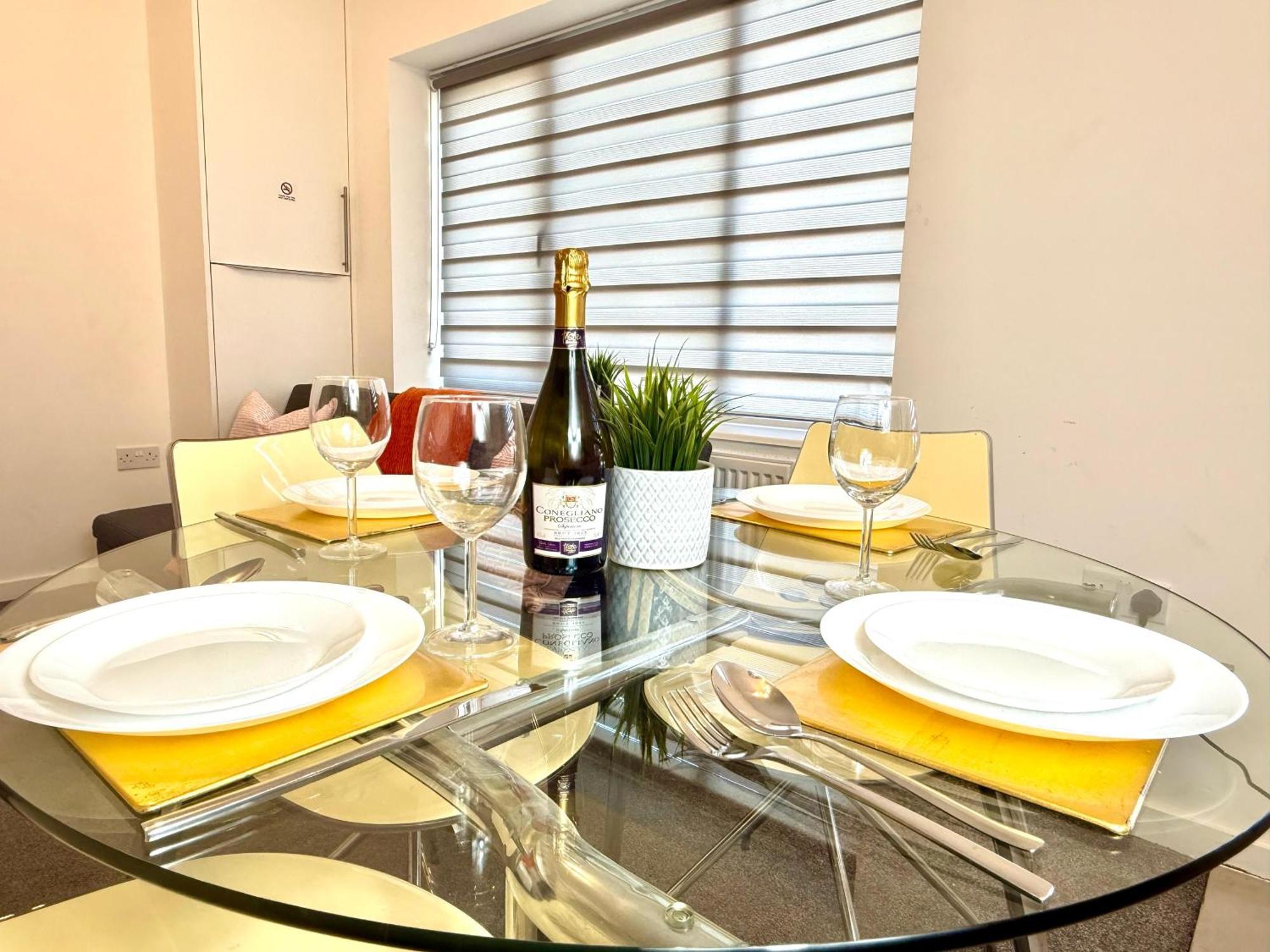 Walnut Flats-F5, Stylish 1-Bedroom - Parking, Netflix, Wifi - Close To Oxford, Bicester & Blenheim Palace Кидлингтон Экстерьер фото