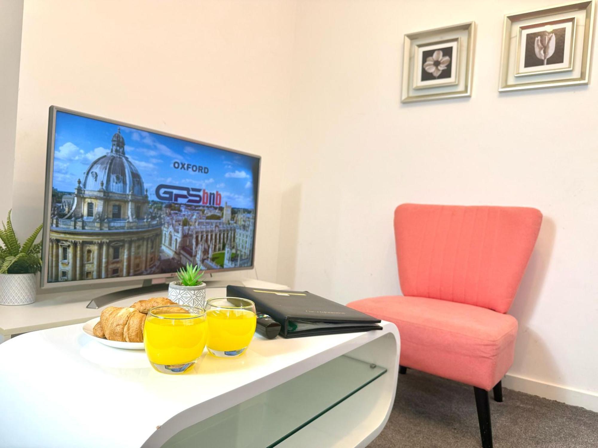 Walnut Flats-F5, Stylish 1-Bedroom - Parking, Netflix, Wifi - Close To Oxford, Bicester & Blenheim Palace Кидлингтон Экстерьер фото